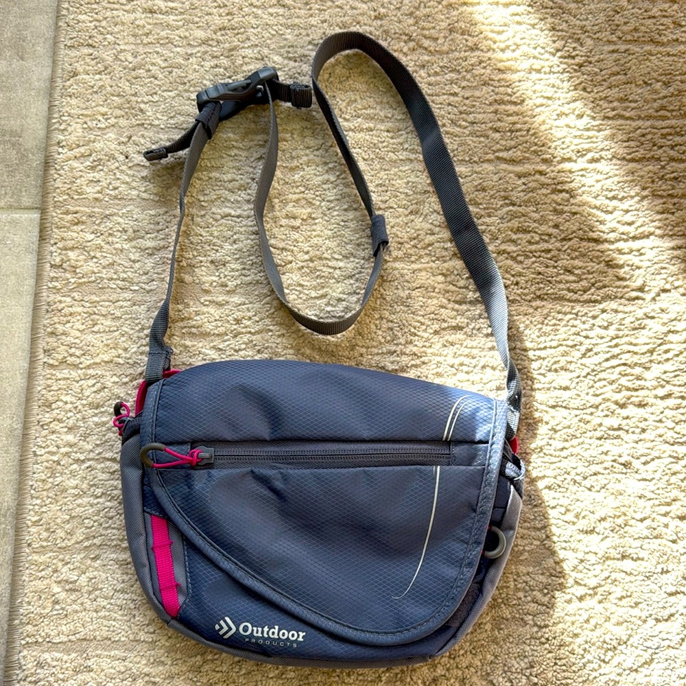 *LIKE NEW* Outdoor Products Marilyn Waist Pack Or Shoulder Bag Sling